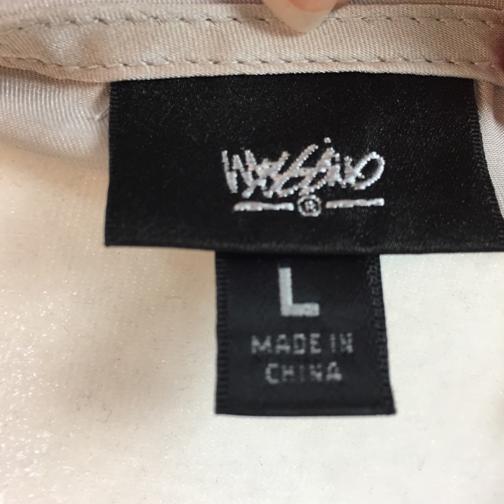 Women’s Mossimo Sleeveless Top, Gray/Silver size L - Picture 4 of 4